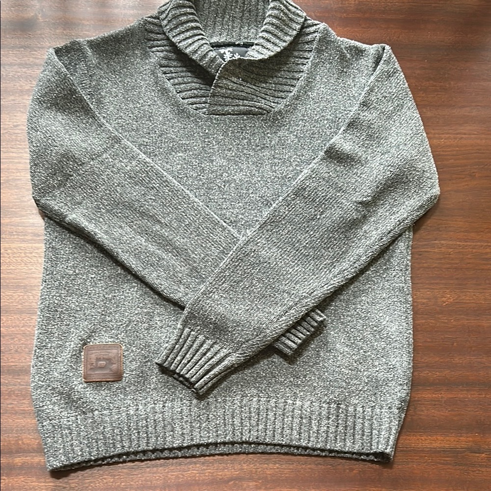 Men's Gray Sweater by LNG